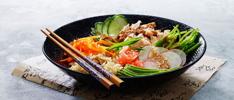 Japanese seasame tuna rice bowl