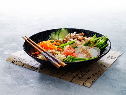 Japanese seasame tuna rice bowl
