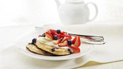 Banana Berry Pikelets