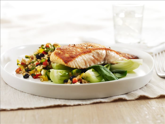 LiveLighter Healthy Grilled Salmon With Brown Rice Salad Recipe