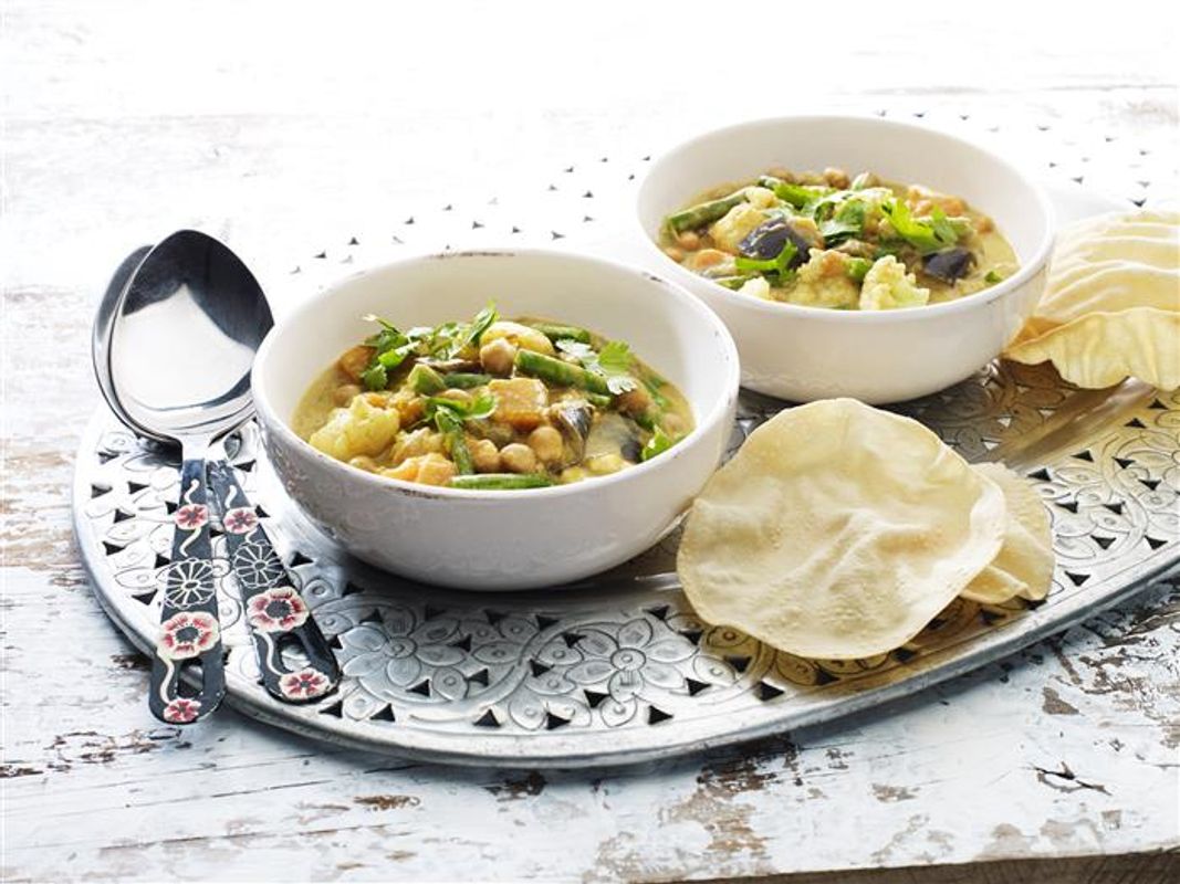 LiveLighter - Healthy Creamy Vegetable Curry Recipe