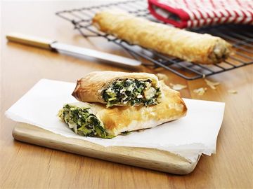 Spinach &amp; Cheese Rolls