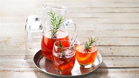 Peach &amp; Rosemary Iced Tea