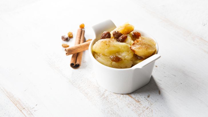 Stewed Apples and Sultanas Stewed Apples and Sultanas